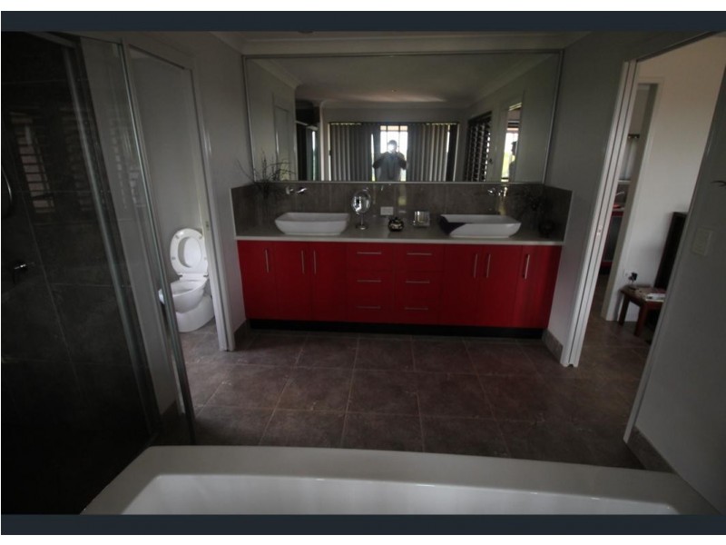 110 Old Creek Road, Childers QLD 4660