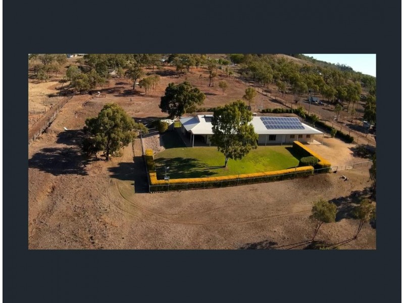 7 Mares Tail Lane, Springsure QLD 4722