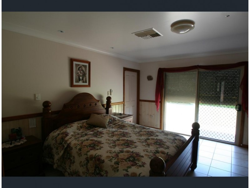 7 Mares Tail Lane, Springsure QLD 4722