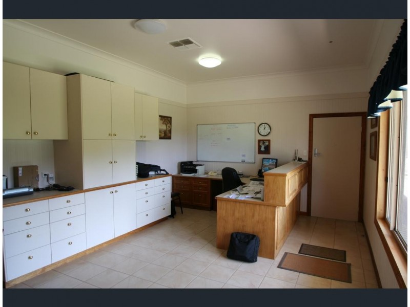 7 Mares Tail Lane, Springsure QLD 4722