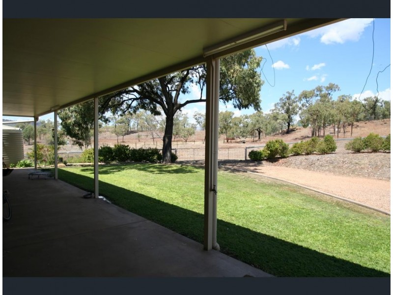 7 Mares Tail Lane, Springsure QLD 4722