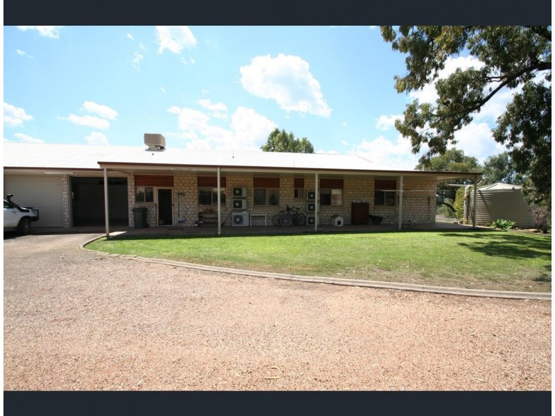 7 Mares Tail Lane, Springsure QLD 4722
