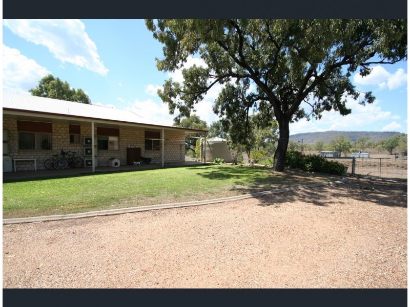 7 Mares Tail Lane, Springsure QLD 4722