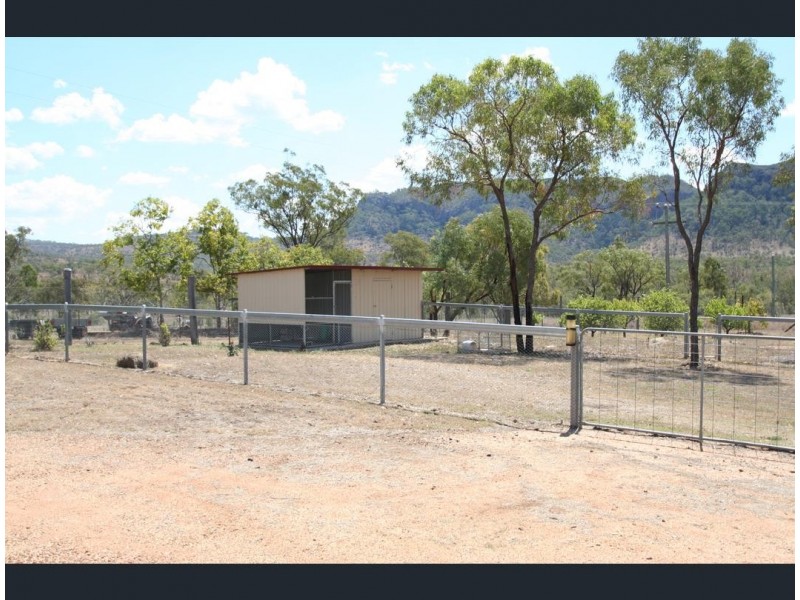 7 Mares Tail Lane, Springsure QLD 4722