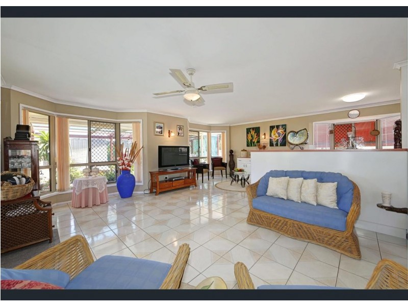 178 Acacia Street, Woodgate QLD 4660