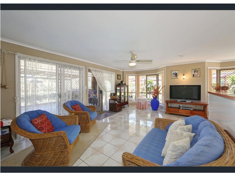 178 Acacia Street, Woodgate QLD 4660