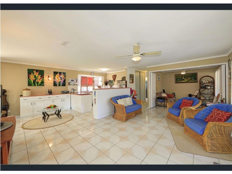 178 Acacia Street, Woodgate QLD 4660