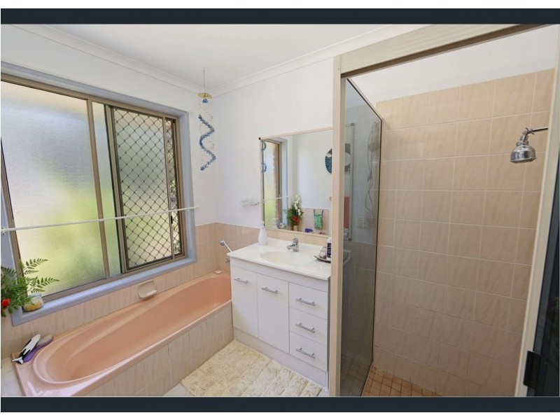 178 Acacia Street, Woodgate QLD 4660