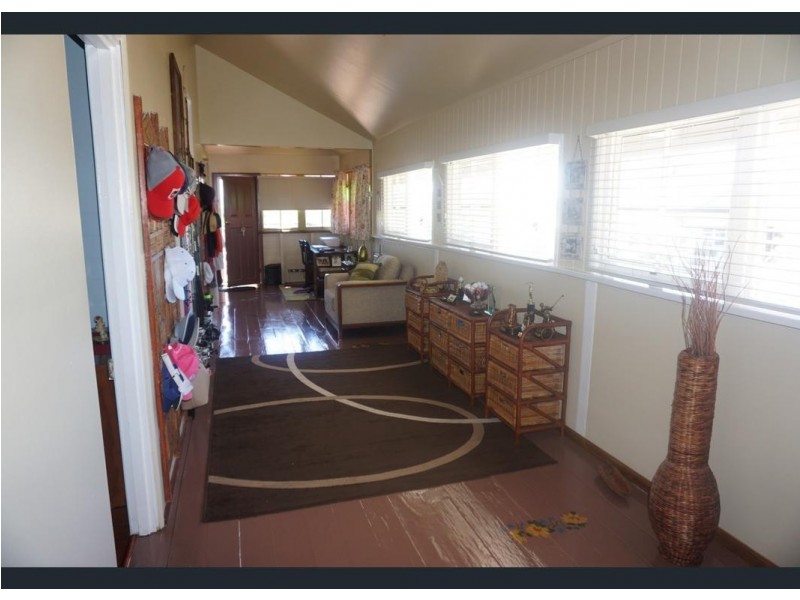 6 Hay Street, Bowen QLD 4805