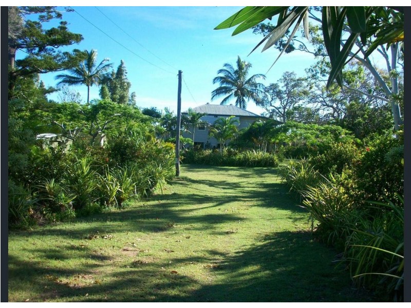 15 Kindt Street, Moore Park Beach QLD 4670
