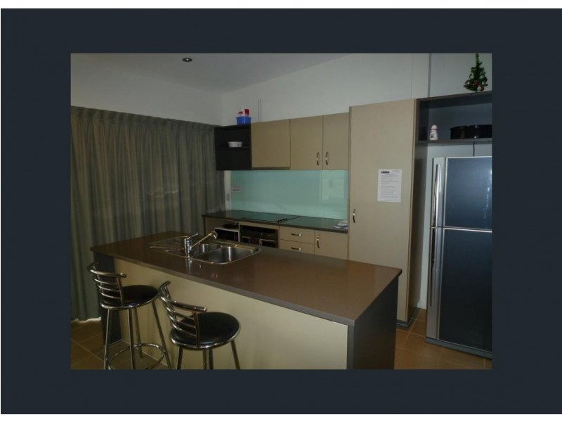 3/1 Hussar Court, Woodgate QLD 4660