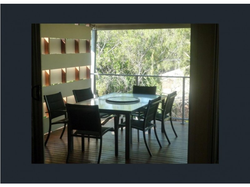 3/1 Hussar Court, Woodgate QLD 4660