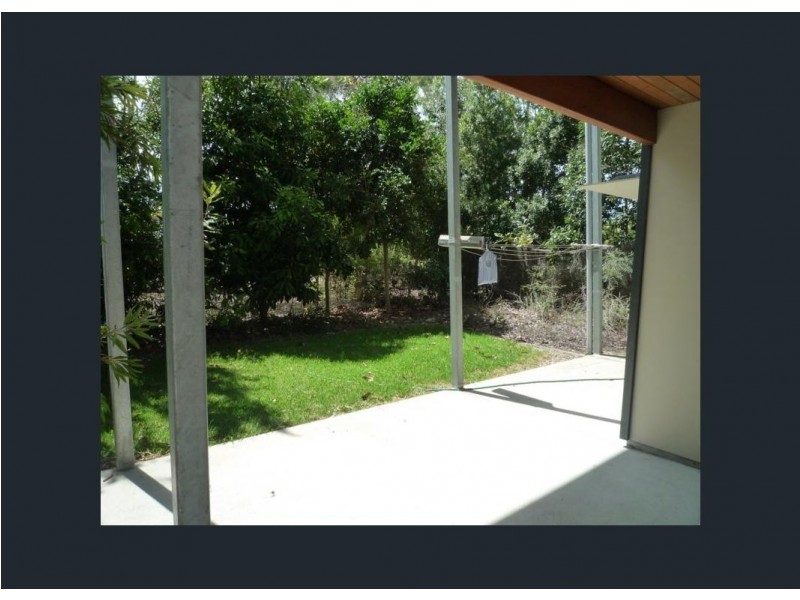 3/1 Hussar Court, Woodgate QLD 4660