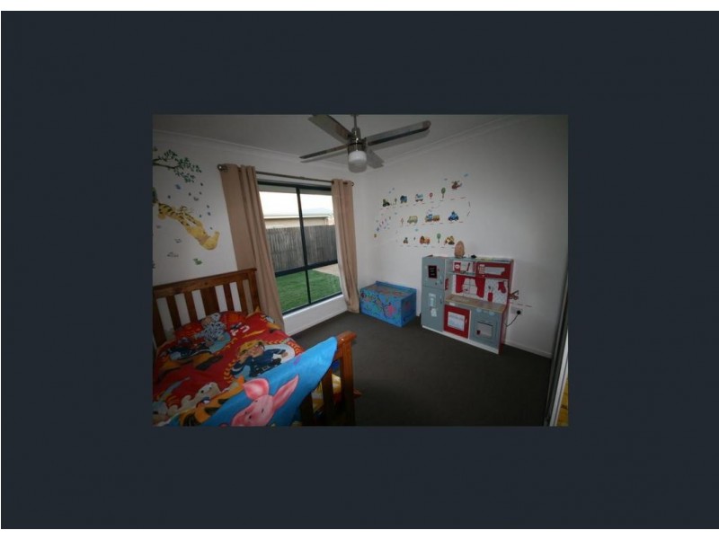 8 Whipbird Court, Woodgate QLD 4660