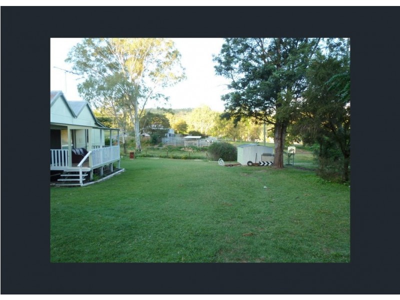 12 Central Street, Mount Morgan QLD 4714