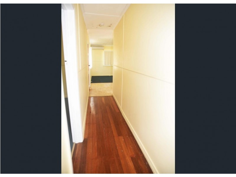 45 Downs Street, Roma QLD 4455