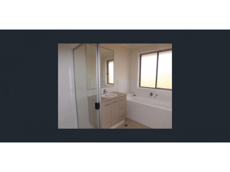 95 Currey Street, Roma QLD 4455