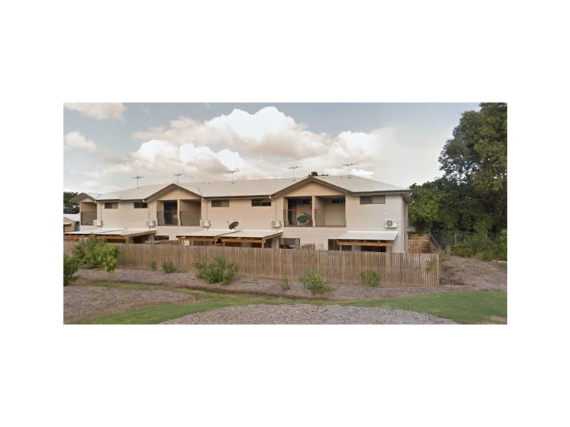 5/4 CHARLES STREET, Berserker QLD 4701