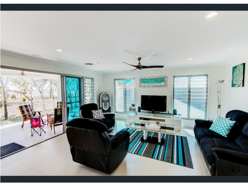 43 Slade Esplanade, Slade Point QLD 4740