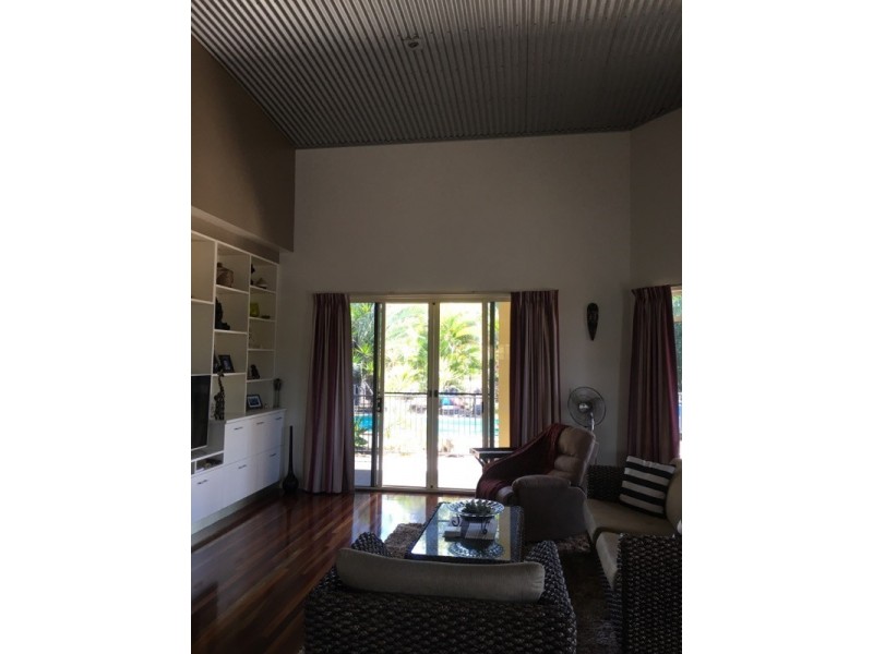 9 Wattle Street, Woodgate QLD 4660