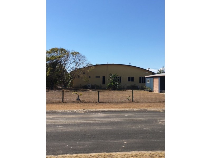 9 Wattle Street, Woodgate QLD 4660