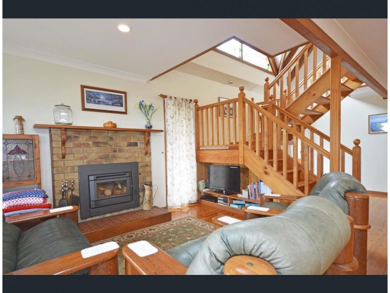 10 Magnetic Drive, Tamborine Mountain QLD 4272