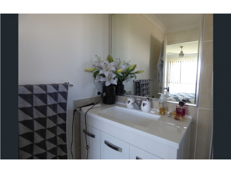 29 Wheeler Drive, Roma QLD 4455