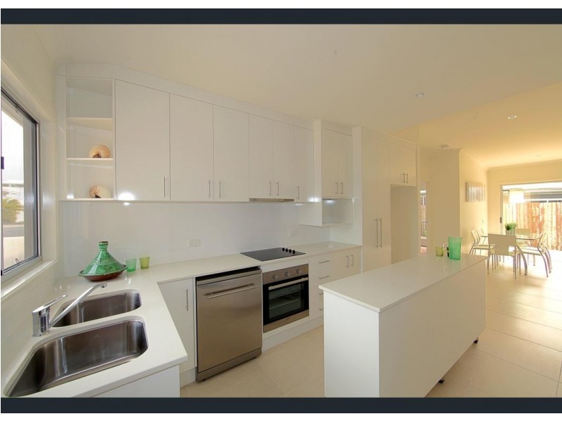 3/12 Tanner Street, Bargara QLD 4670