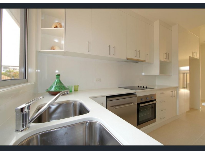 3/12 Tanner Street, Bargara QLD 4670