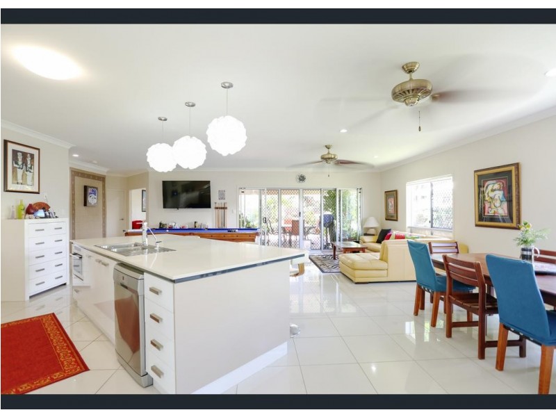 23 Kingslea Court, Ooralea QLD 4740