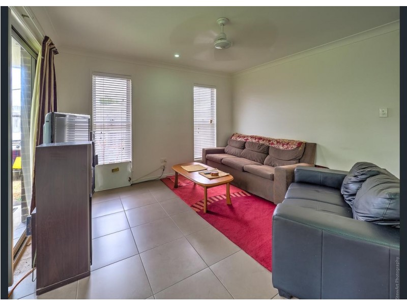 13 Daintree Drive, Urangan QLD 4655
