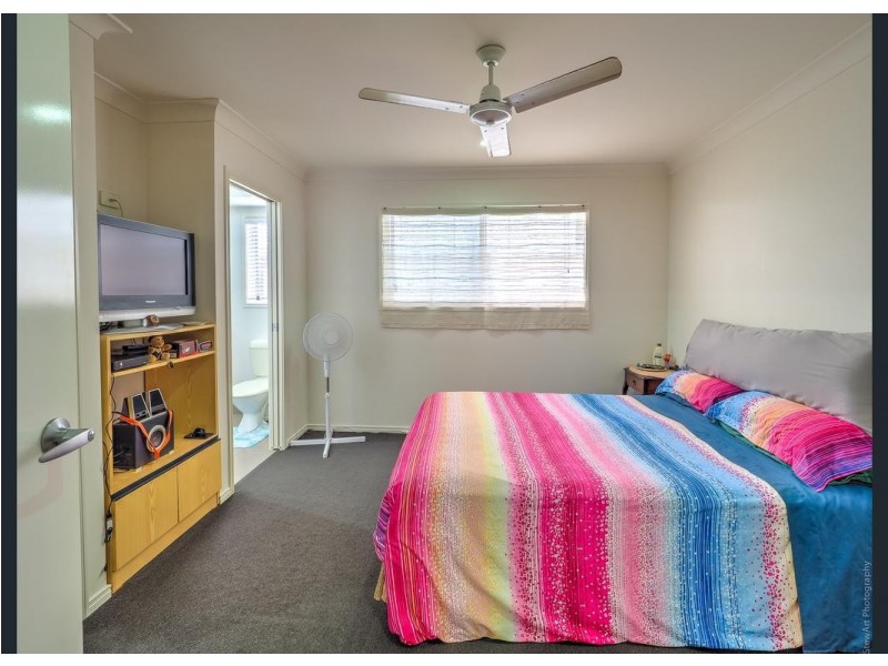 13 Daintree Drive, Urangan QLD 4655