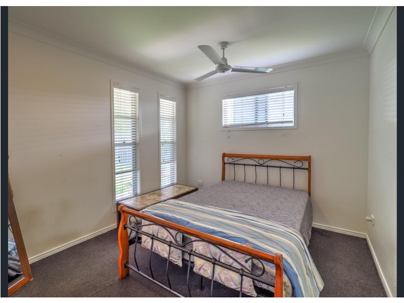 13 Daintree Drive, Urangan QLD 4655