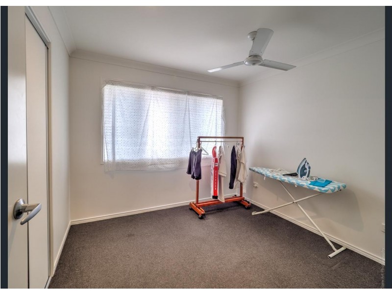 13 Daintree Drive, Urangan QLD 4655