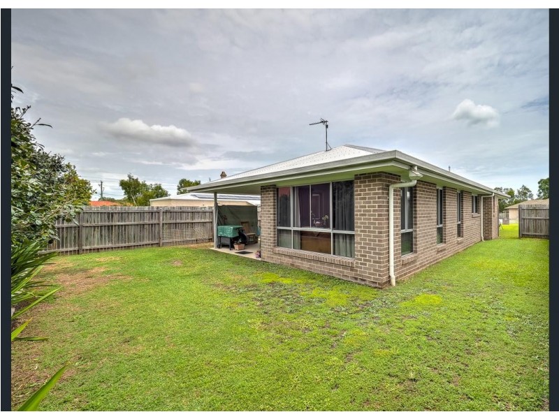 13 Daintree Drive, Urangan QLD 4655