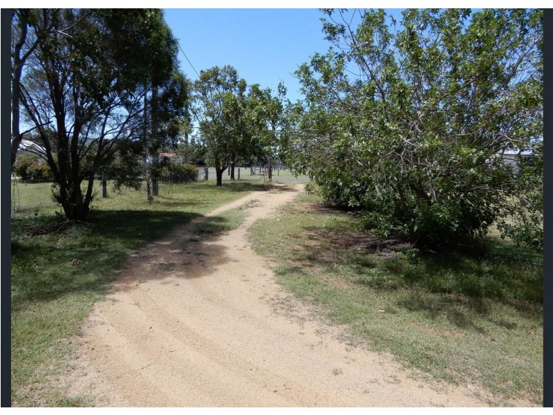 22 Hill Street, Nobby QLD 4360