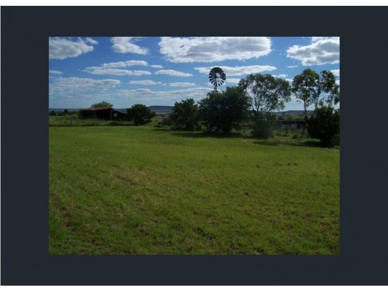20 Hill Street, Nobby QLD 4360