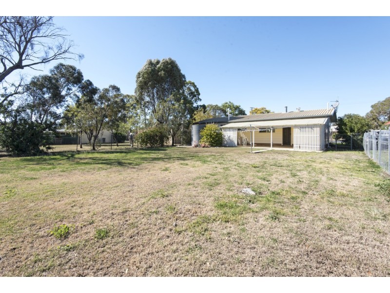 37 Florence Street, Millmerran QLD 4357