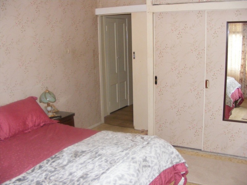 61 Woodlawn Street, Wallangarra QLD 4383