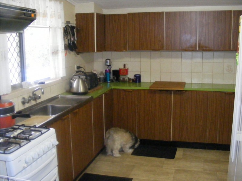 61 Woodlawn Street, Wallangarra QLD 4383