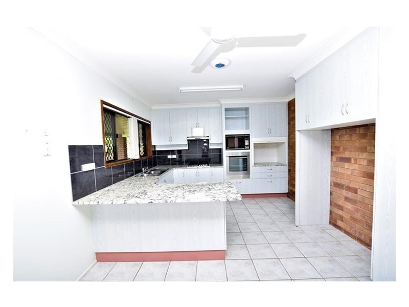 299 Preston Road, Adelaide Park QLD 4703