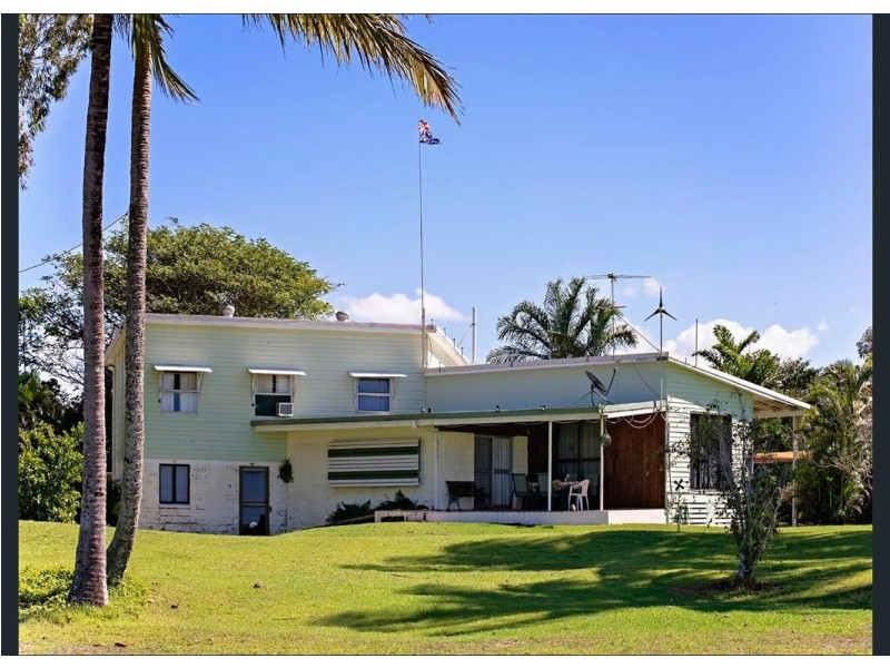 21 PALM AVENUE, Coconuts QLD 4860