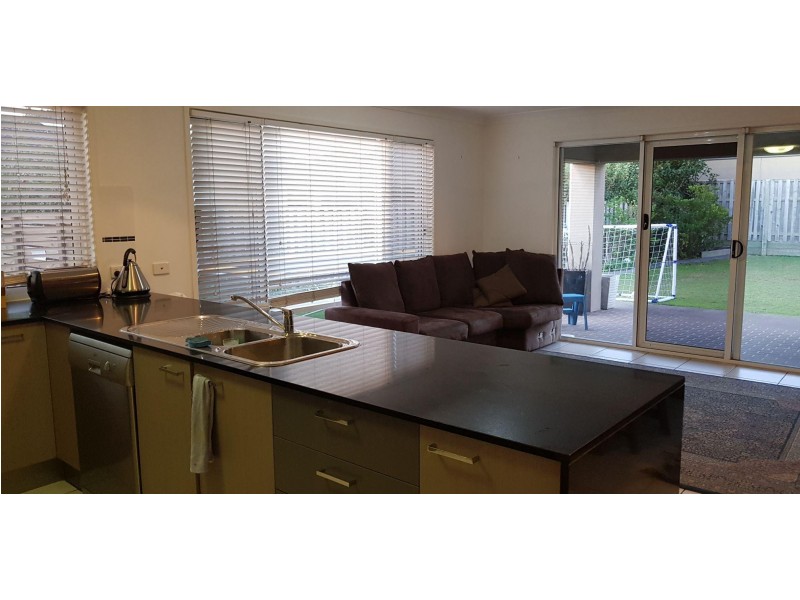8 Anderson Close, Banyo QLD 4014