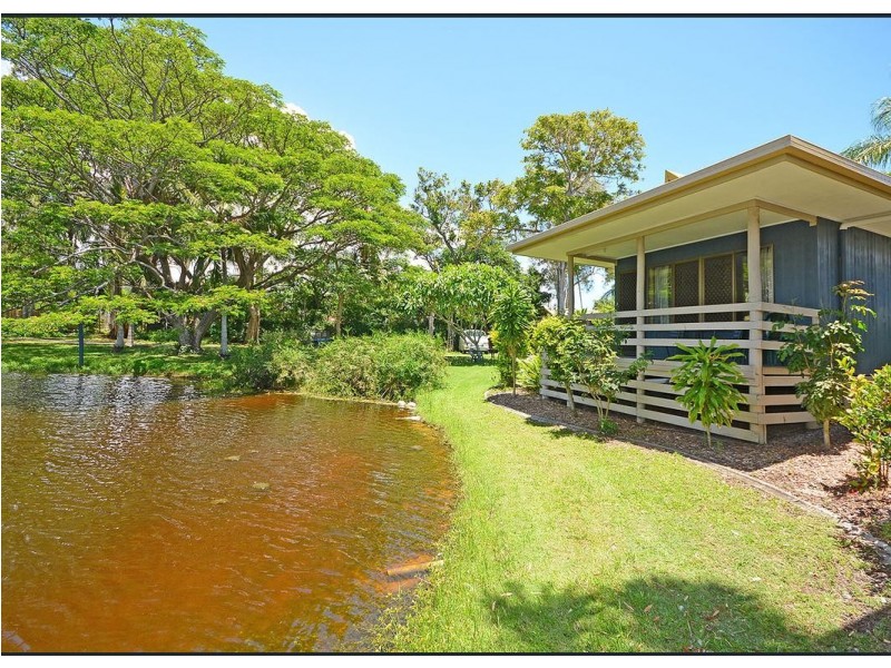 18/1 SHELL STREET, Urangan QLD 4655