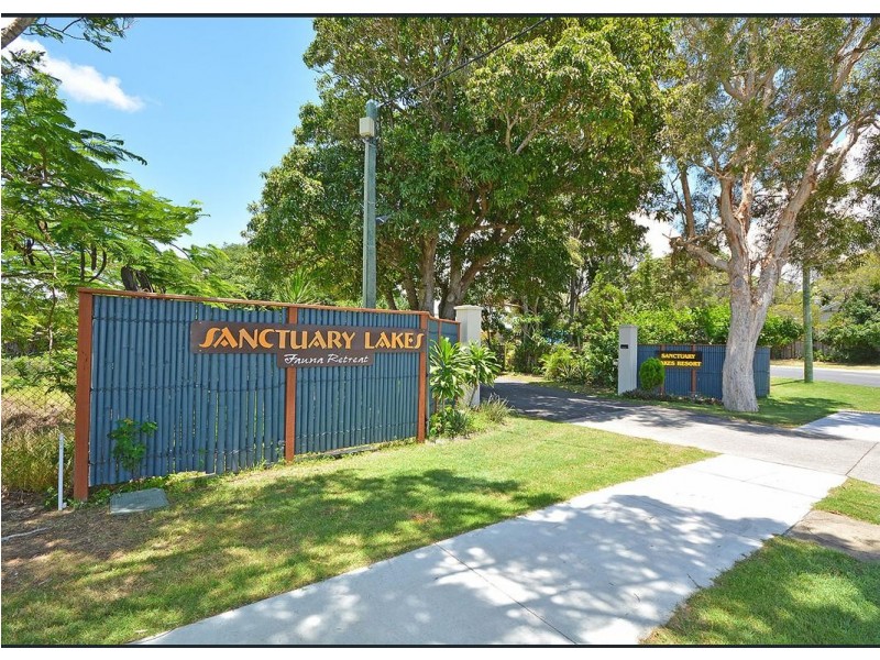 18/1 SHELL STREET, Urangan QLD 4655