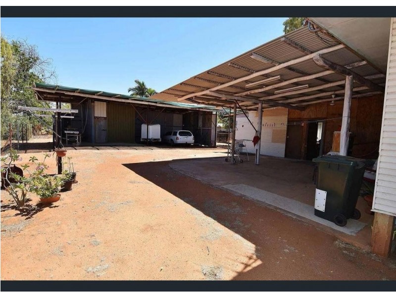 22 Mackay Street, Pentland QLD 4816