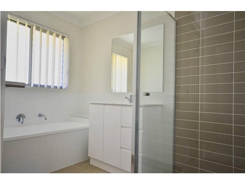 13 Mariette Street, Harristown QLD 4350