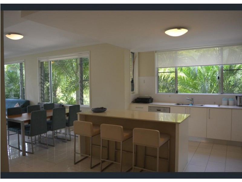 2/15 FLAME TREE COURT, Airlie Beach QLD 4802