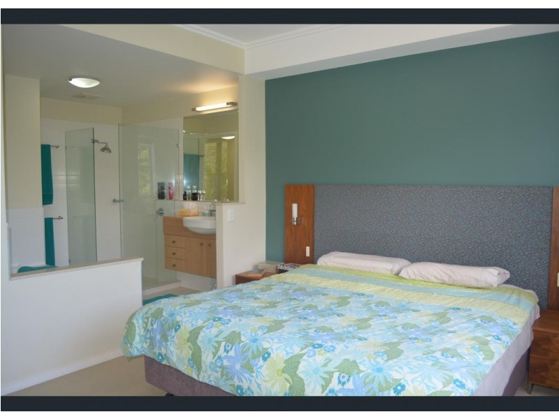 2/15 FLAME TREE COURT, Airlie Beach QLD 4802