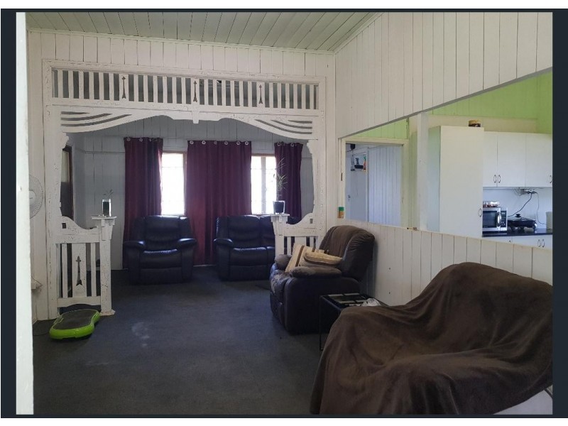 250 JESSONS ROAD, Mount Urah QLD 4650